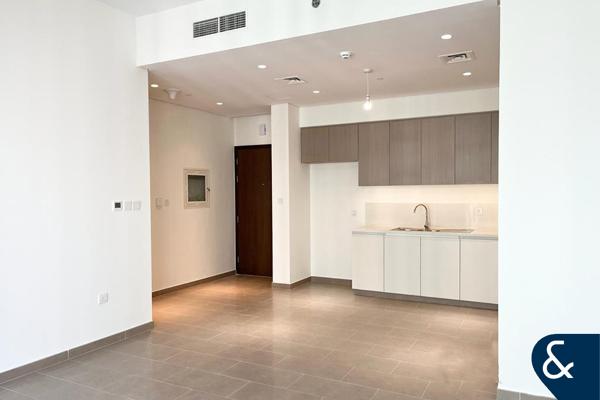 Open plan Living | Balcony | Vacant